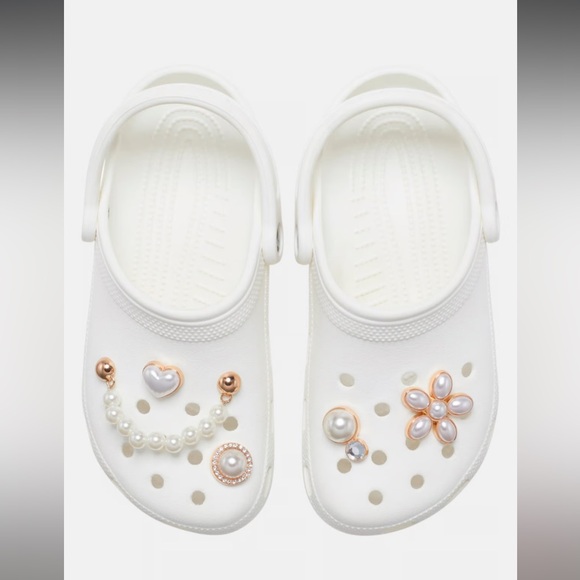New CROCS DAINTY PEARL JEWELRY 5 PACK JIBBITZ - Picture 2 of 3